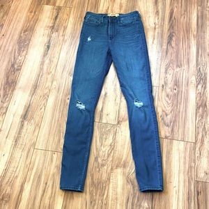 Hollister super skinnies